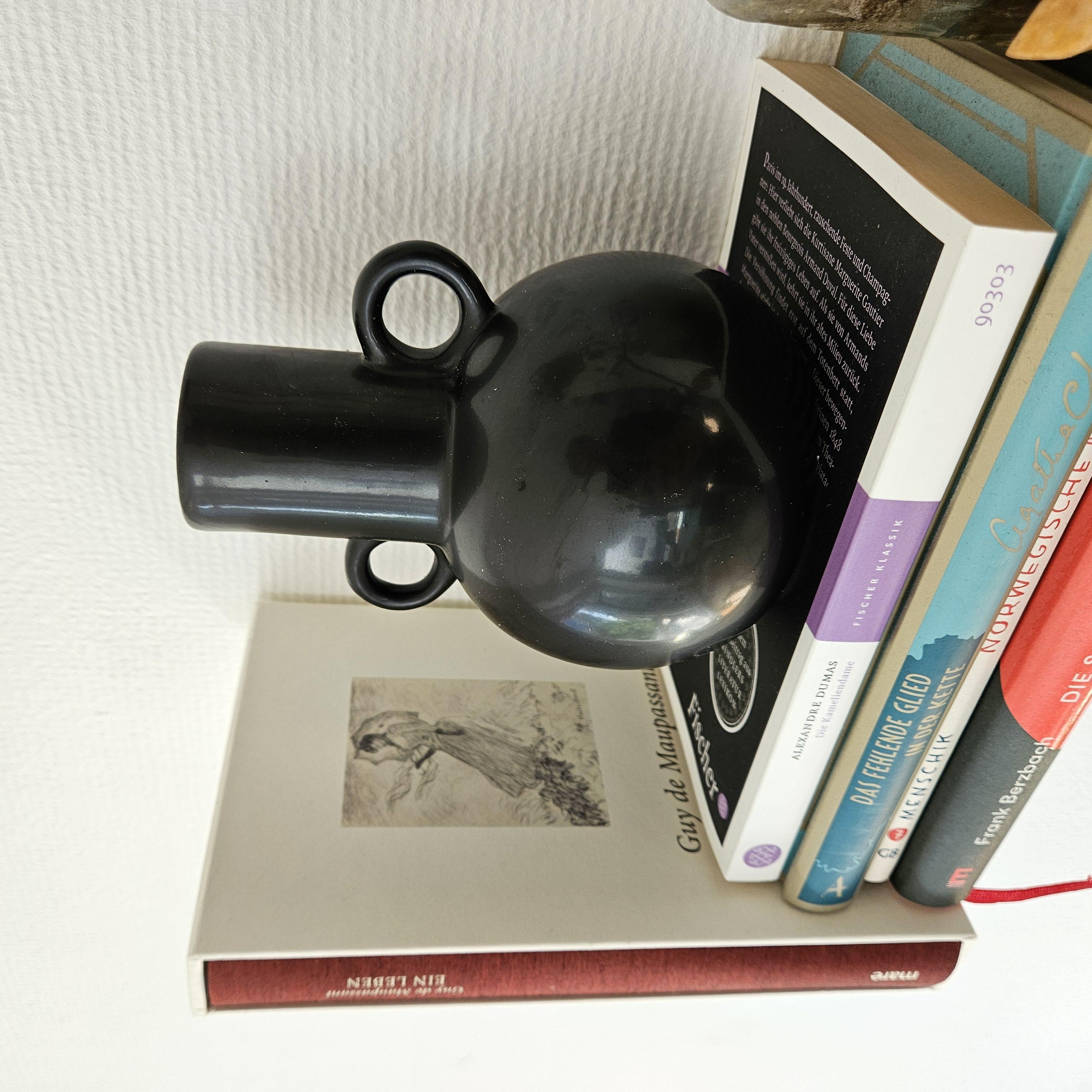 Kleine Amphoren Vase von Sass & Belle